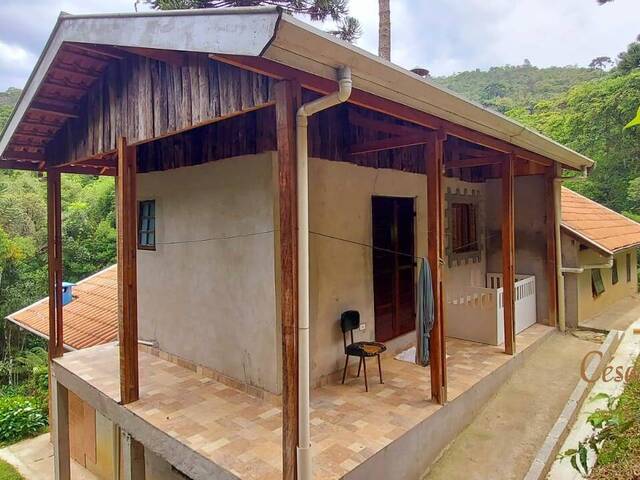 #444 - Casa para Venda em Campos do Jordão - SP