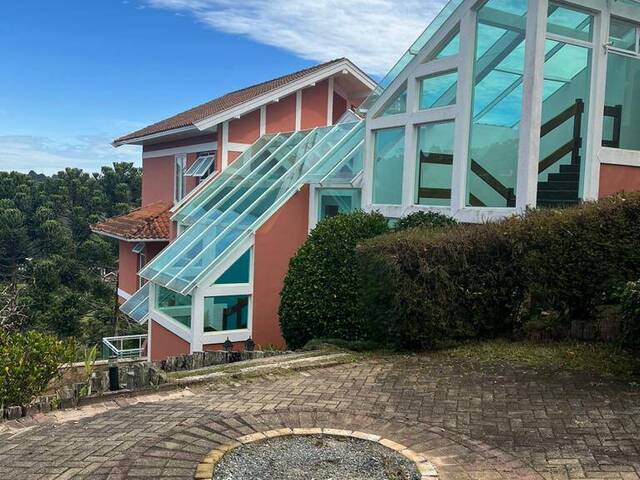 #453 - Casa para Venda em Campos do Jordão - SP