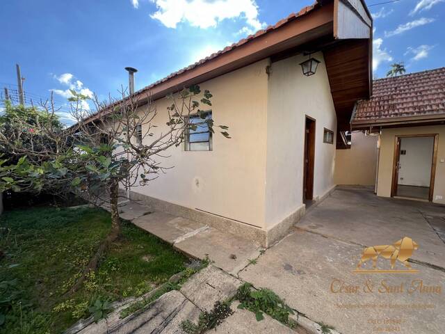 Casa para Venda em Campos do Jordão - 2