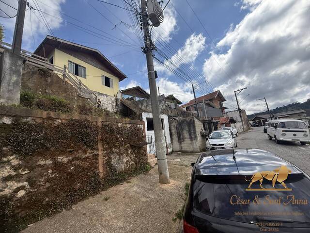 Casa para Venda em Campos do Jordão - 2