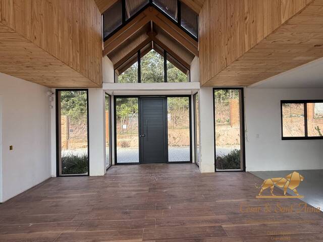 Casa para Venda em Campos do Jordão - 5