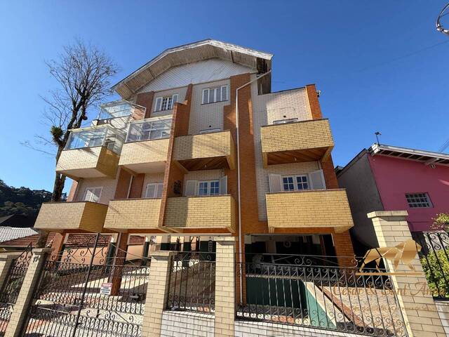 #813 - Apartamento para Locação em Campos do Jordão - SP - 2