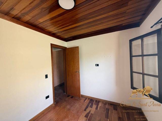 Casa para Venda em Campos do Jordão - 4