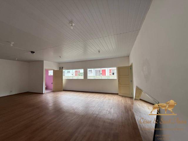 Sala para Locação em Campos do Jordão - 5