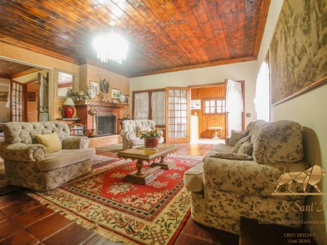 Casa para Venda em Campos do Jordão - 2