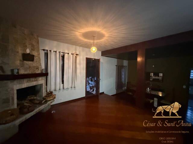 #855 - Casa para Venda em Campos do Jordão - SP - 2