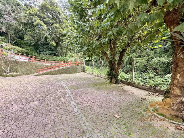 Apartamento para Locação em Campos do Jordão - 2