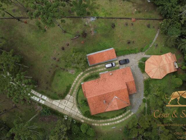 Venda em Parque do Ferradura - Campos do Jordão