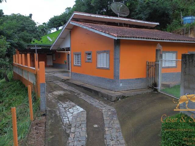 #888 - Casa para Venda em São Bento do Sapucaí - SP - 2