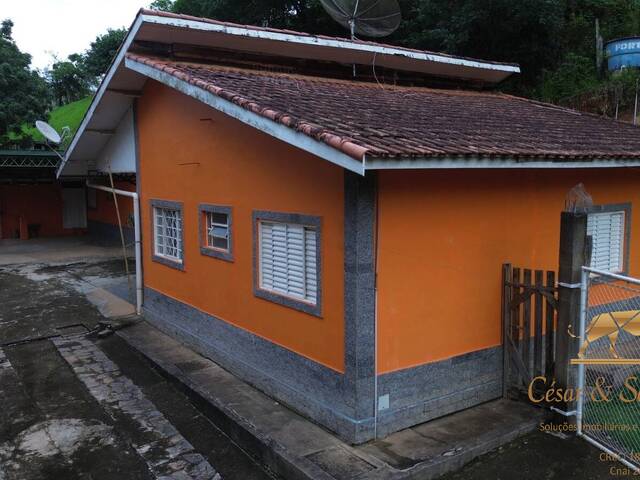 #888 - Casa para Venda em São Bento do Sapucaí - SP - 1