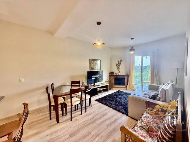 Apartamento para Venda em Campos do Jordão - 2