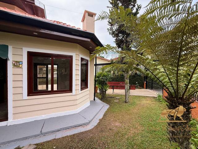 #898 - Casa para Venda em Campos do Jordão - SP - 3