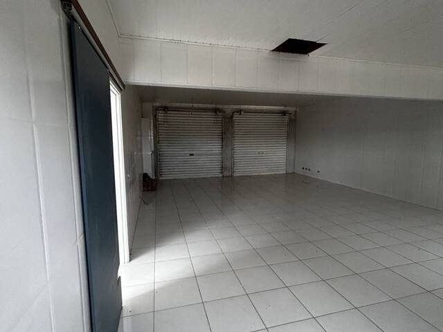 Ponto Comercial para Locação em Campos do Jordão - 2