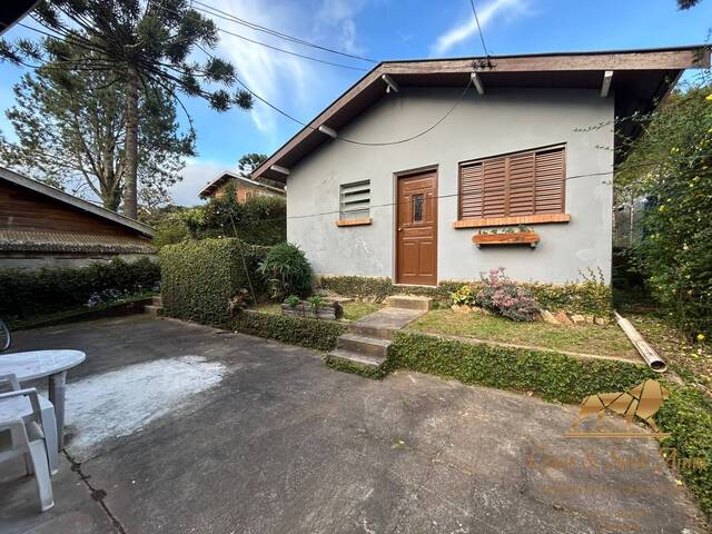 #902 - Casa para Locação em Campos do Jordão - SP - 2