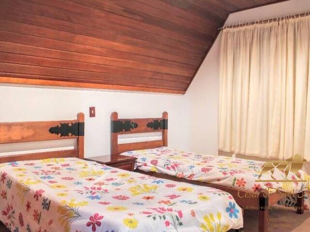 Casa para Venda em Campos do Jordão - 3